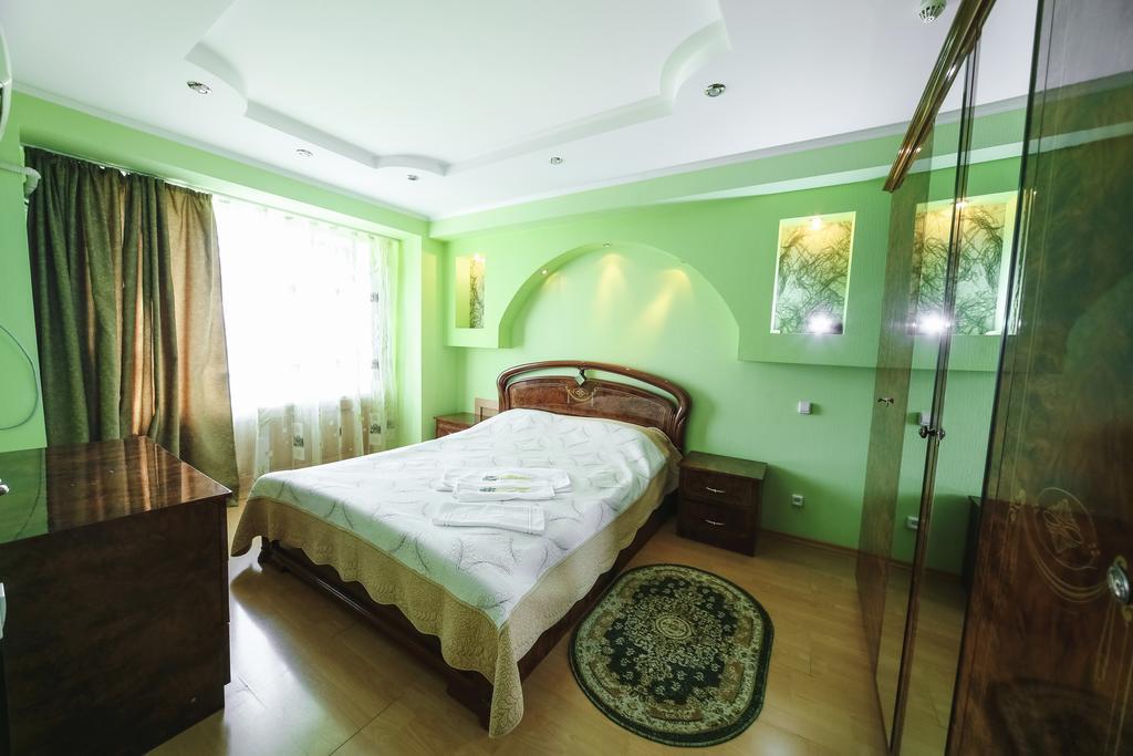 Sary Arka Hotel Pavlodar Exterior photo